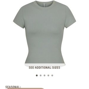 ISO IN SEARCH OF skims COTTON JERSEY T SHIRT SIZE S SMALL
